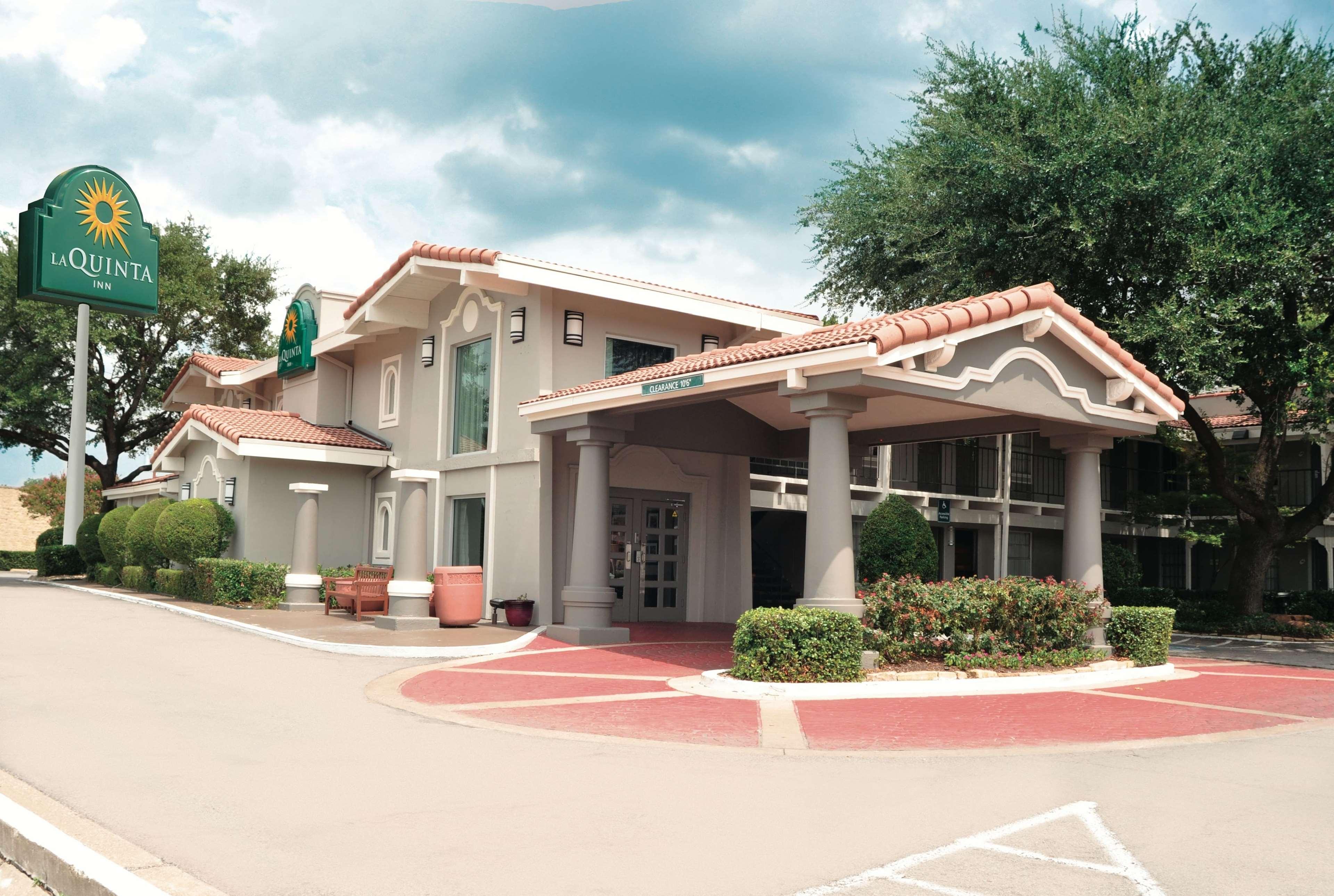 La Quinta Inn By Wyndham Dallas Uptown Exterior foto